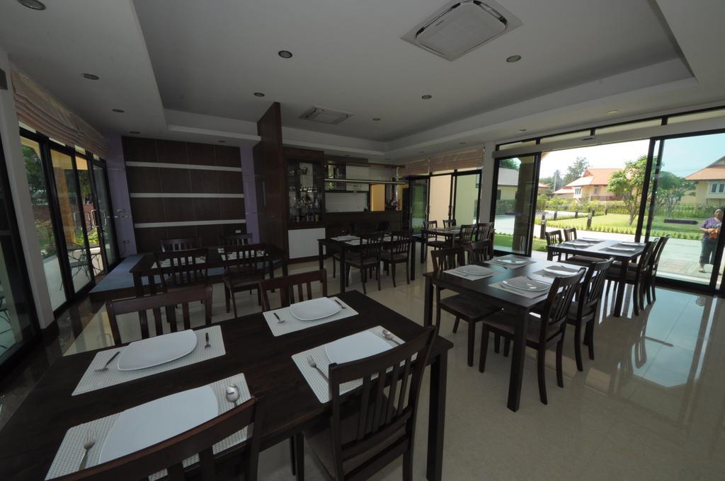 Maeklong Marina Resort Ratchaburi Exterior foto