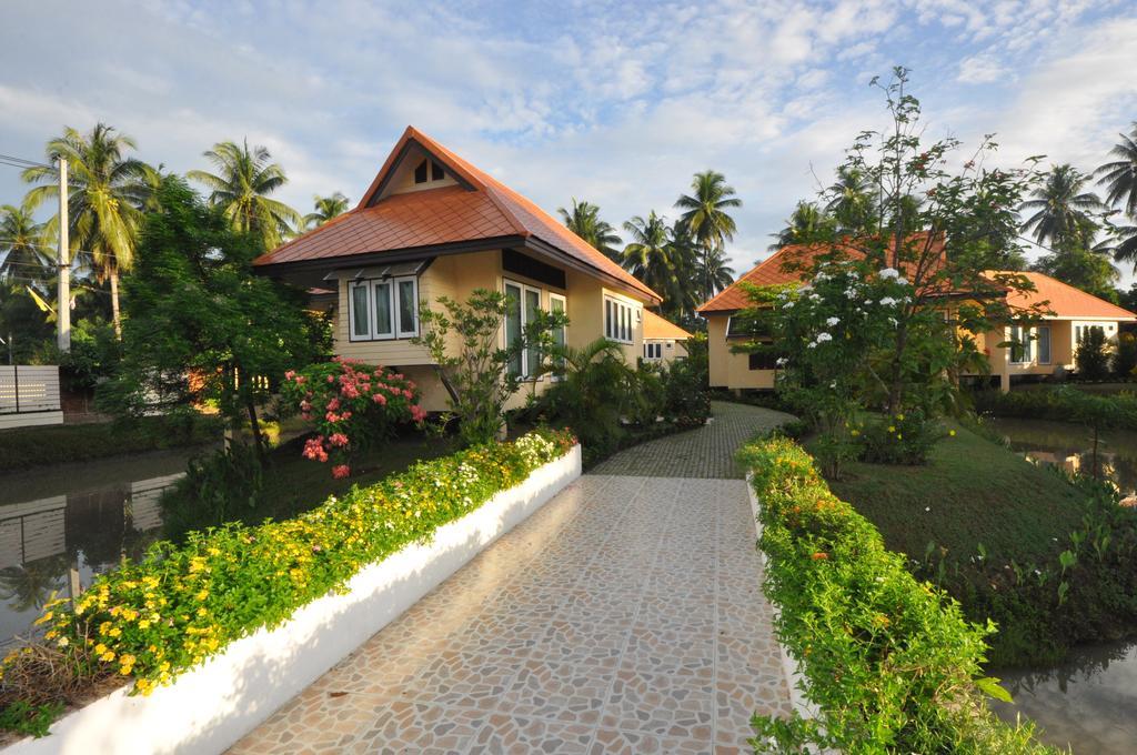 Maeklong Marina Resort Ratchaburi Exterior foto